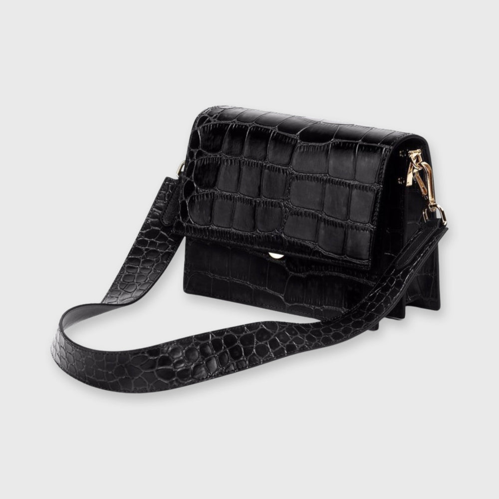 Claudia | Borsa