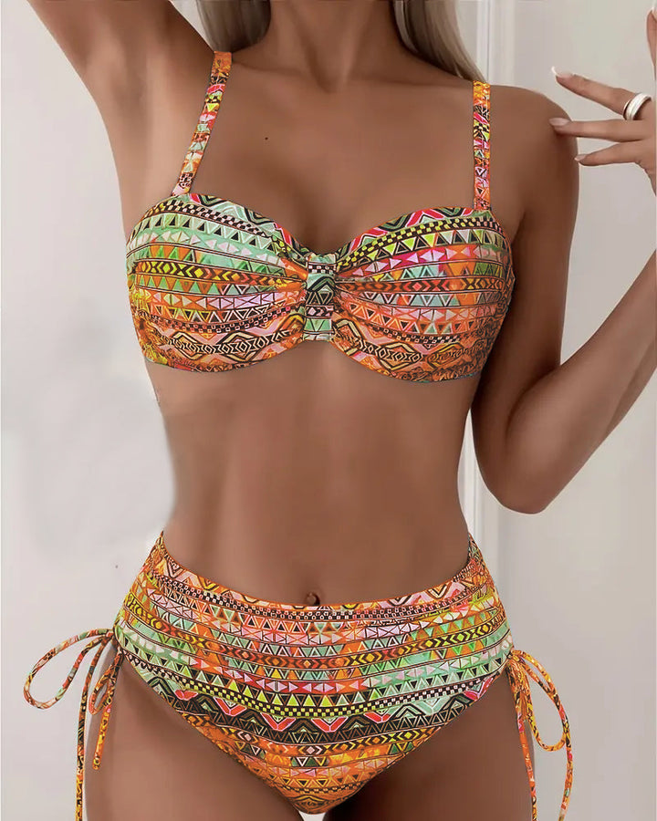 Jada | Completo bikini con stampa etnica sexy