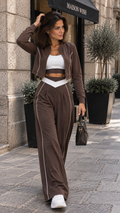Set Monique