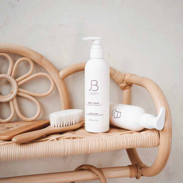 JBØRN Baby Spa Gift Set | Bathrobe, Hairbrush Set &amp; Skincare