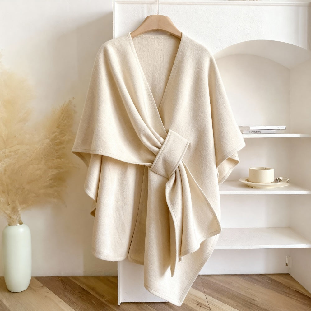 Livia | Poncho