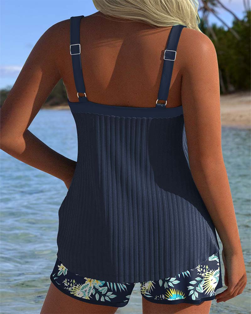 Julia | Tankini a righe con slip mare, due pezzi