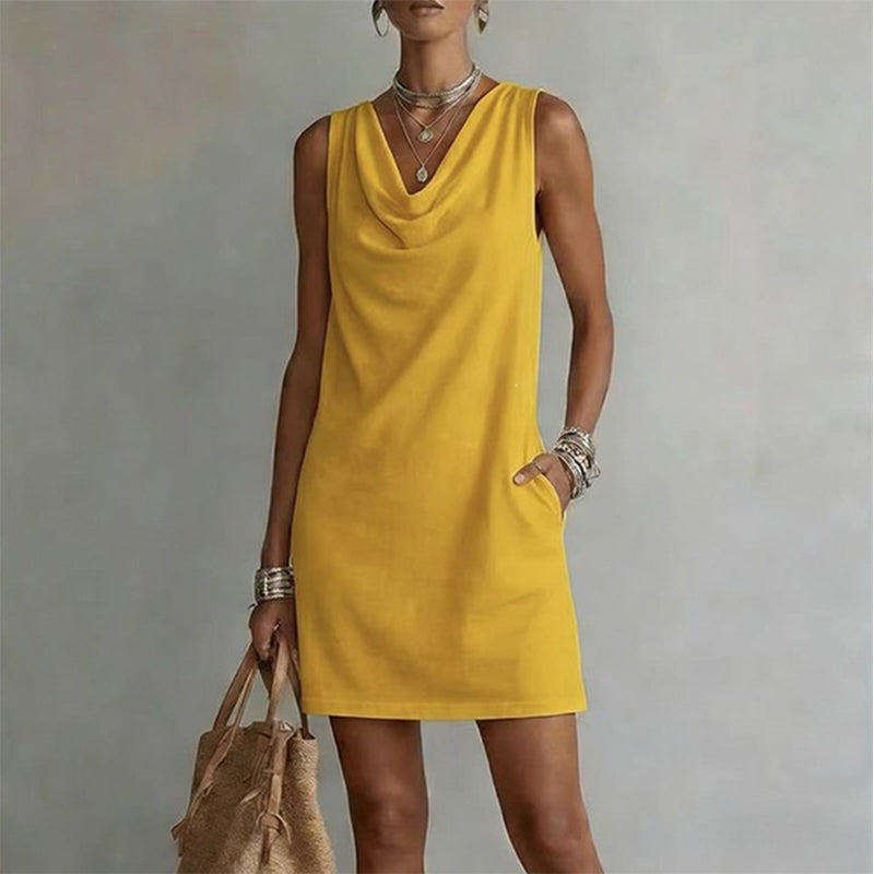👗 50% DI SCONTO ORA! ⏰ Elegante Abito Slim Fit con Scollo a Cowl – Senza maniche, tasche laterali e versatile – Drappeggio valorizzante, perfetto per il lavoro o le serate – Comodo e chic ✨🌸